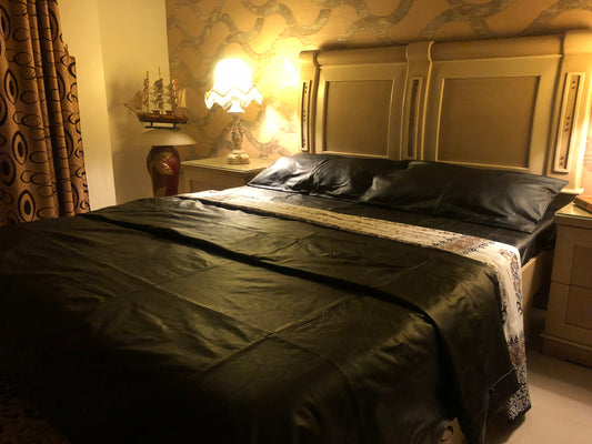 The Ultimate Bedroom Luxury: Movenera's Genuine Leather Bedsheet