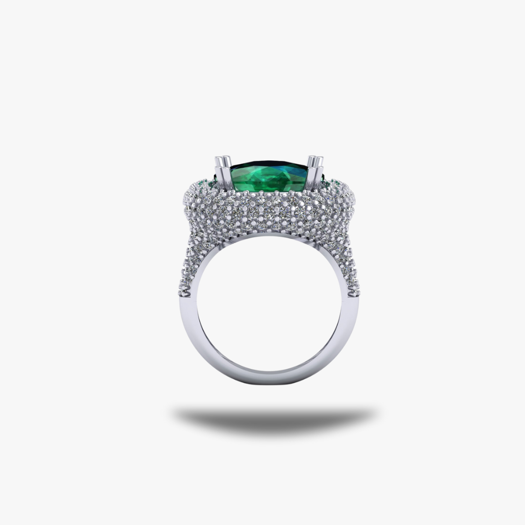 Royal Emerald Round Silver Ring - 925 Silver